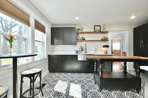 $455,900 | 2095 Church Street Northeast, Cleveland, TN 37311