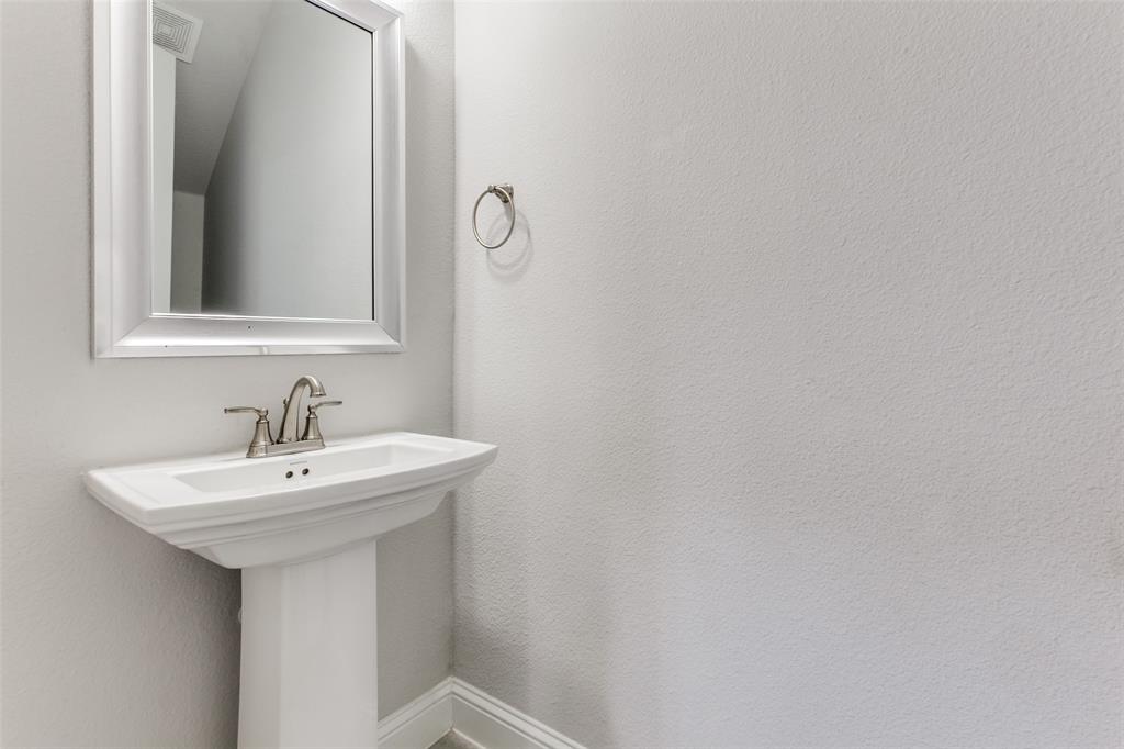 1888 Strand Street Dallas, TX 75234 - Photo 20 of 26