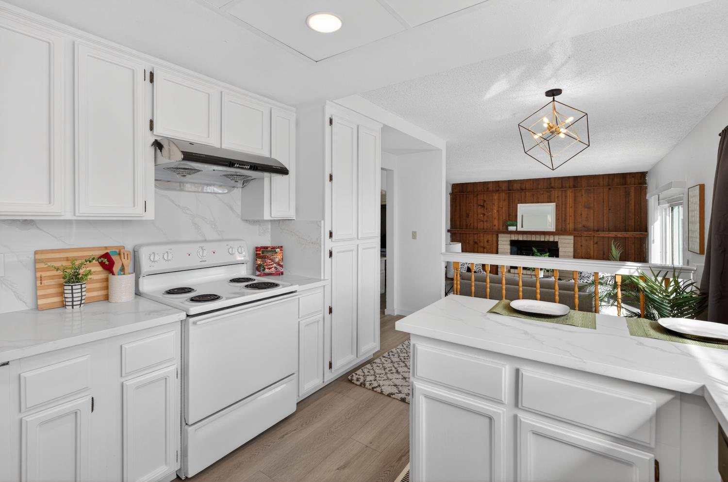 6701 Rancho Adobe Drive Sacramento, CA 95828 - Photo 17 of 57