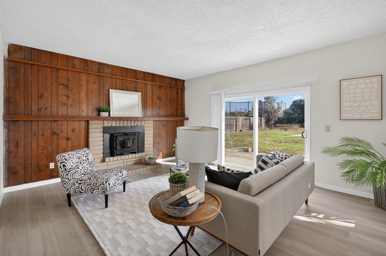 6701 Rancho Adobe Drive Sacramento, CA 95828 - Photo 23 of 57