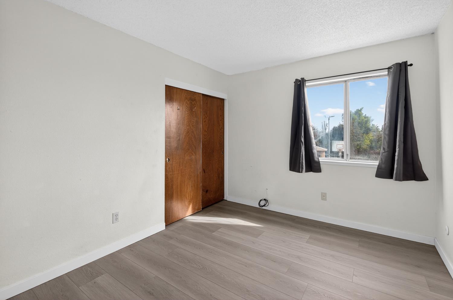 6701 Rancho Adobe Drive Sacramento, CA 95828 - Photo 31 of 57