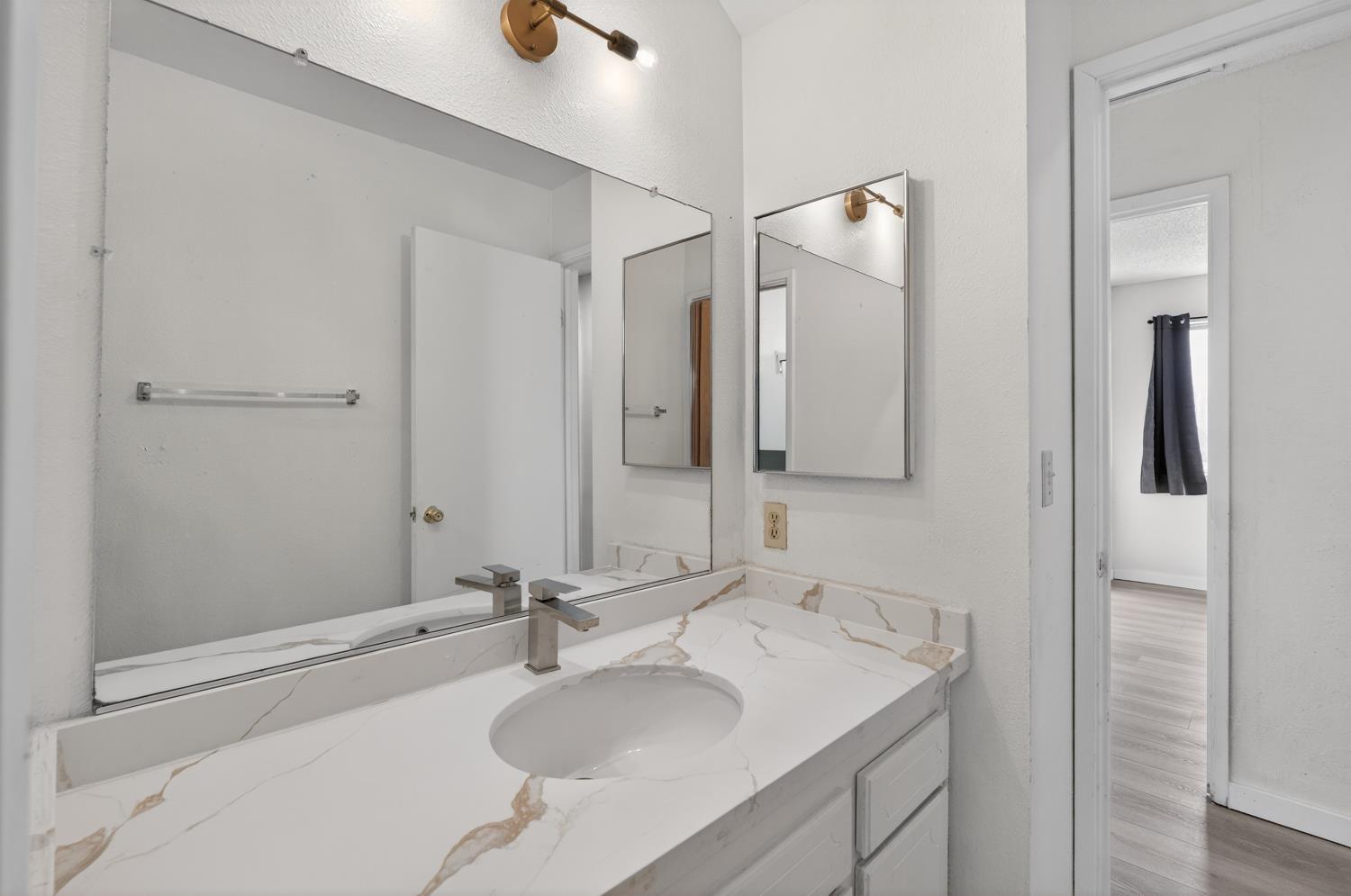 6701 Rancho Adobe Drive Sacramento, CA 95828 - Photo 35 of 57