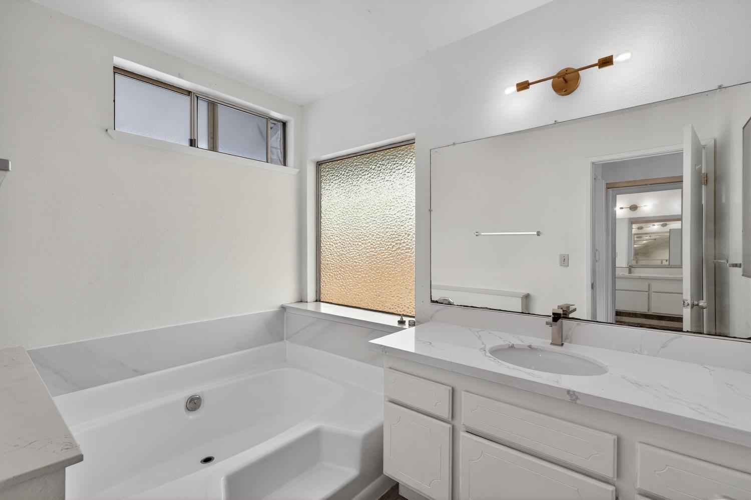 6701 Rancho Adobe Drive Sacramento, CA 95828 - Photo 42 of 57