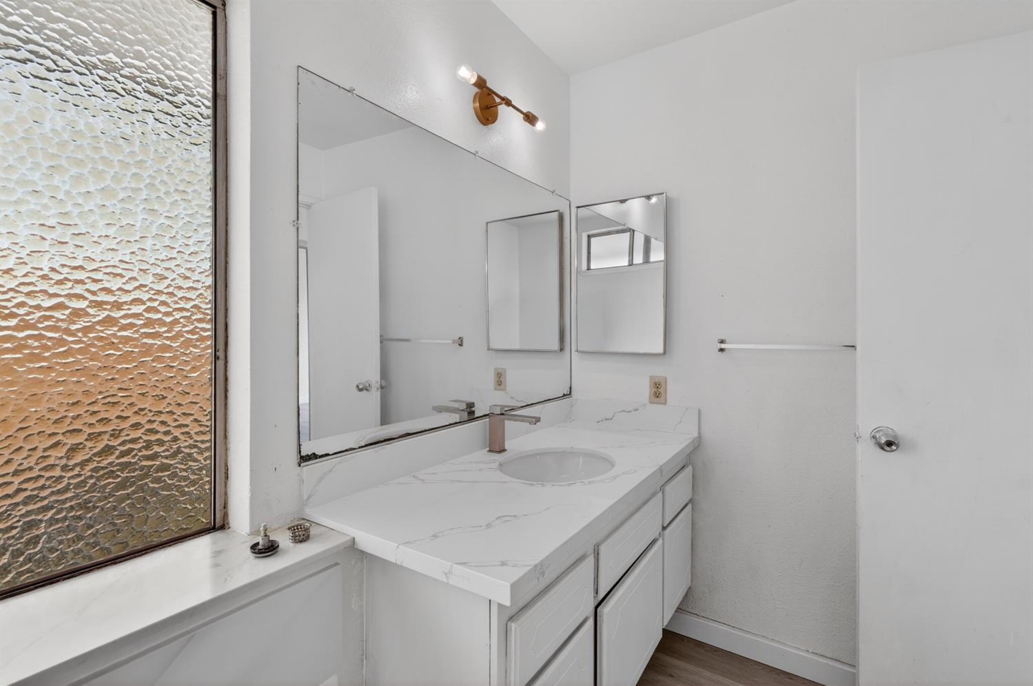 6701 Rancho Adobe Drive Sacramento, CA 95828 - Photo 43 of 57