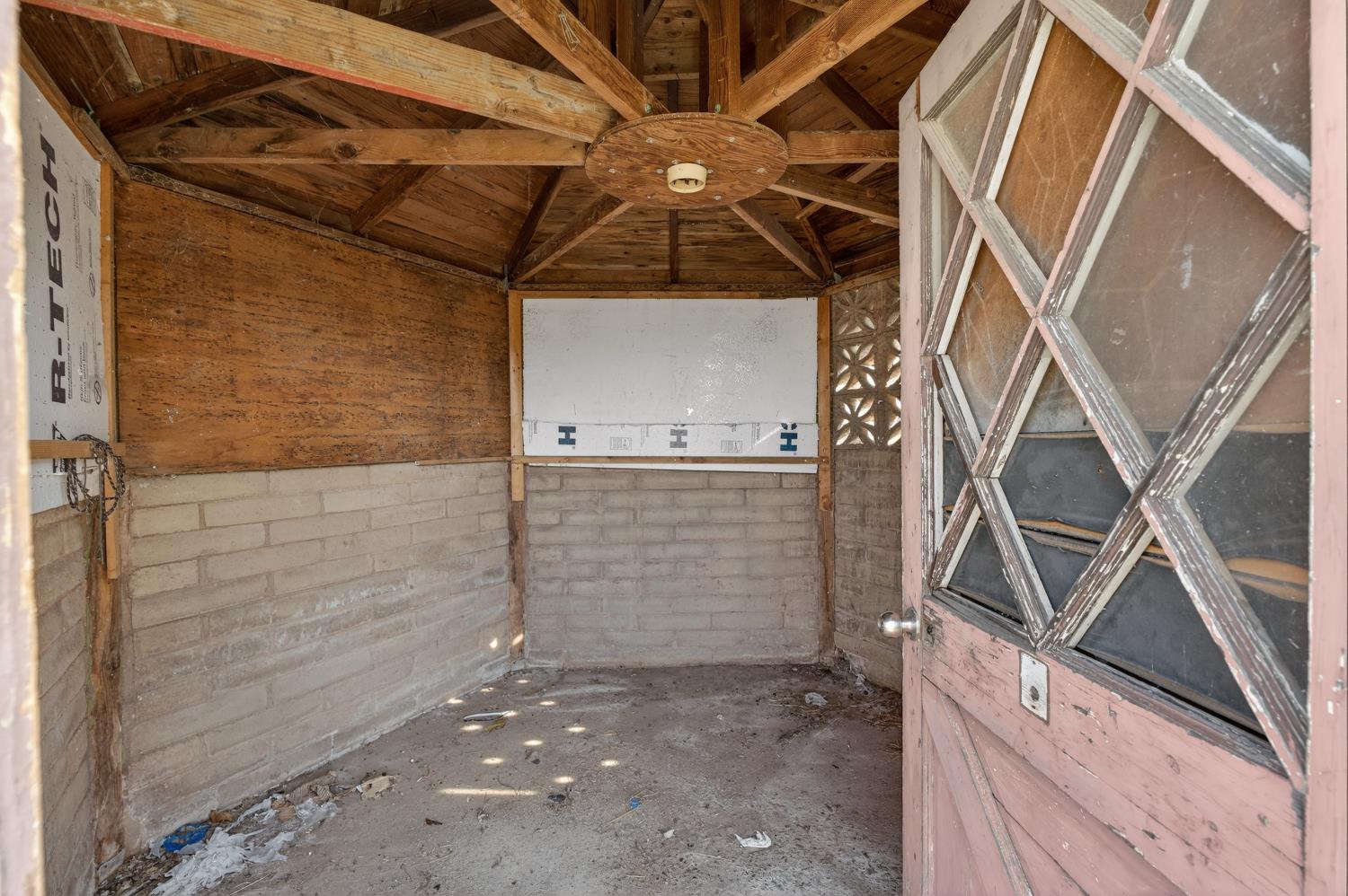 6701 Rancho Adobe Drive Sacramento, CA 95828 - Photo 49 of 57