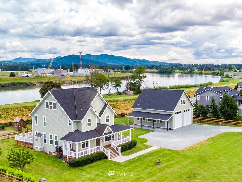 14121 Avon Allen Road Mount Vernon, WA 98273 - Photo 2 of 39