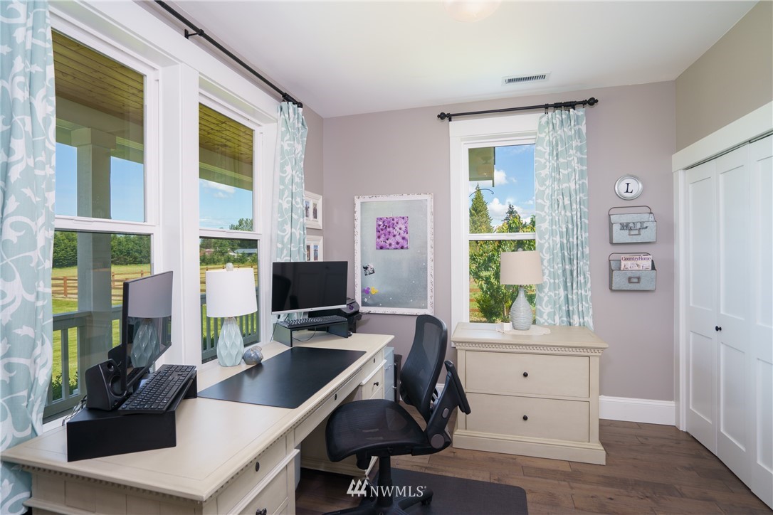 14121 Avon Allen Road Mount Vernon, WA 98273 - Photo 13 of 39