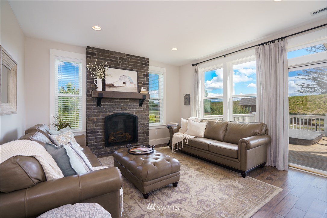14121 Avon Allen Road Mount Vernon, WA 98273 - Photo 8 of 39