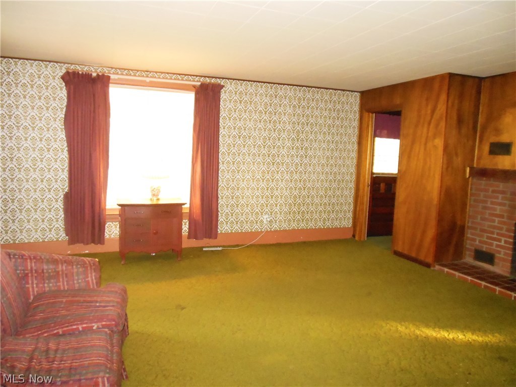 6678 South Ridge Road West Geneva, OH 44041 - Photo 21 of 34 Living Room