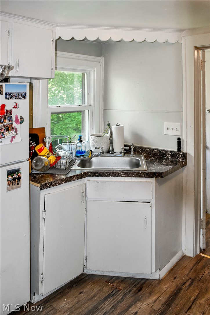 14910 Triskett Road Cleveland, OH 44111 - Photo 4 of 12 Gallery Image 4