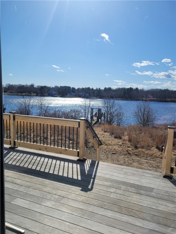 10 Silver Ripple Way Westerly, RI 02891 - Photo 9 of 48 Gallery Image 9