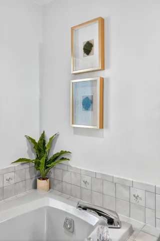 $399,900 | 2615 North Millbrook Road, Appleton, WI 54914