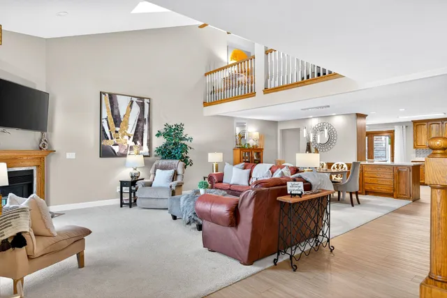 $399,900 | 2615 North Millbrook Road, Appleton, WI 54914