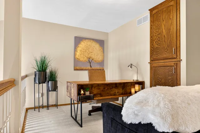 $399,900 | 2615 North Millbrook Road, Appleton, WI 54914