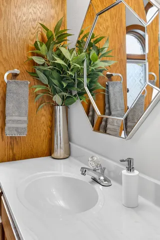 $399,900 | 2615 North Millbrook Road, Appleton, WI 54914