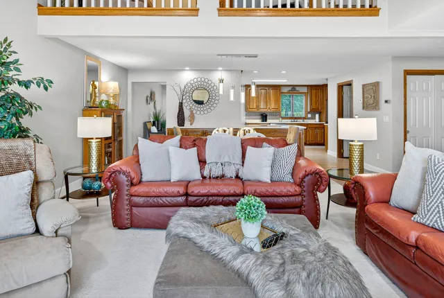 $399,900 | 2615 North Millbrook Road, Appleton, WI 54914