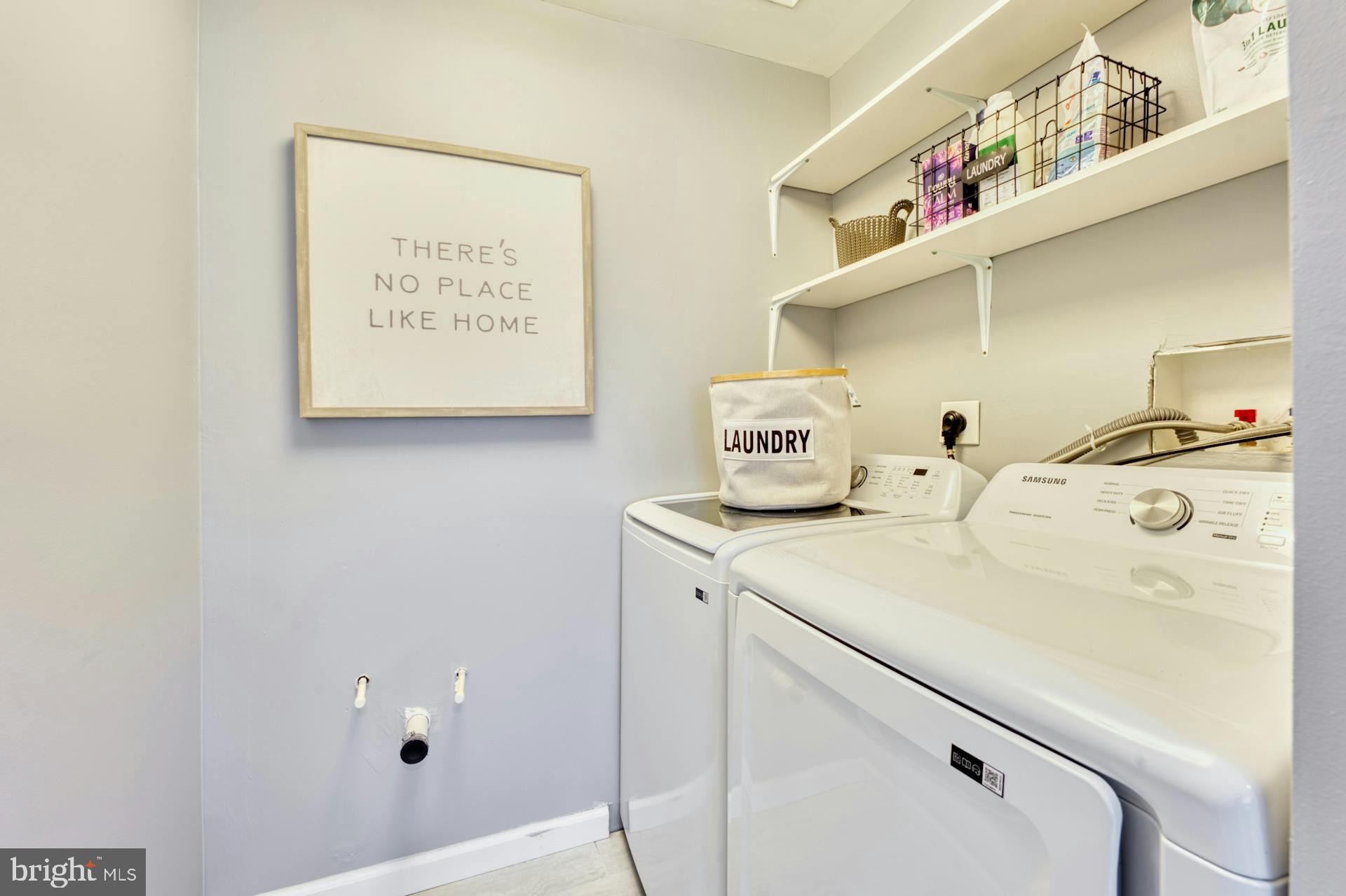 11055 Bishopsgate Court Reston, VA 20194 - Photo 12 of 31 ML LAUNDRY w CHUTE & ROUGH-IN FOR SOAKING SINK.