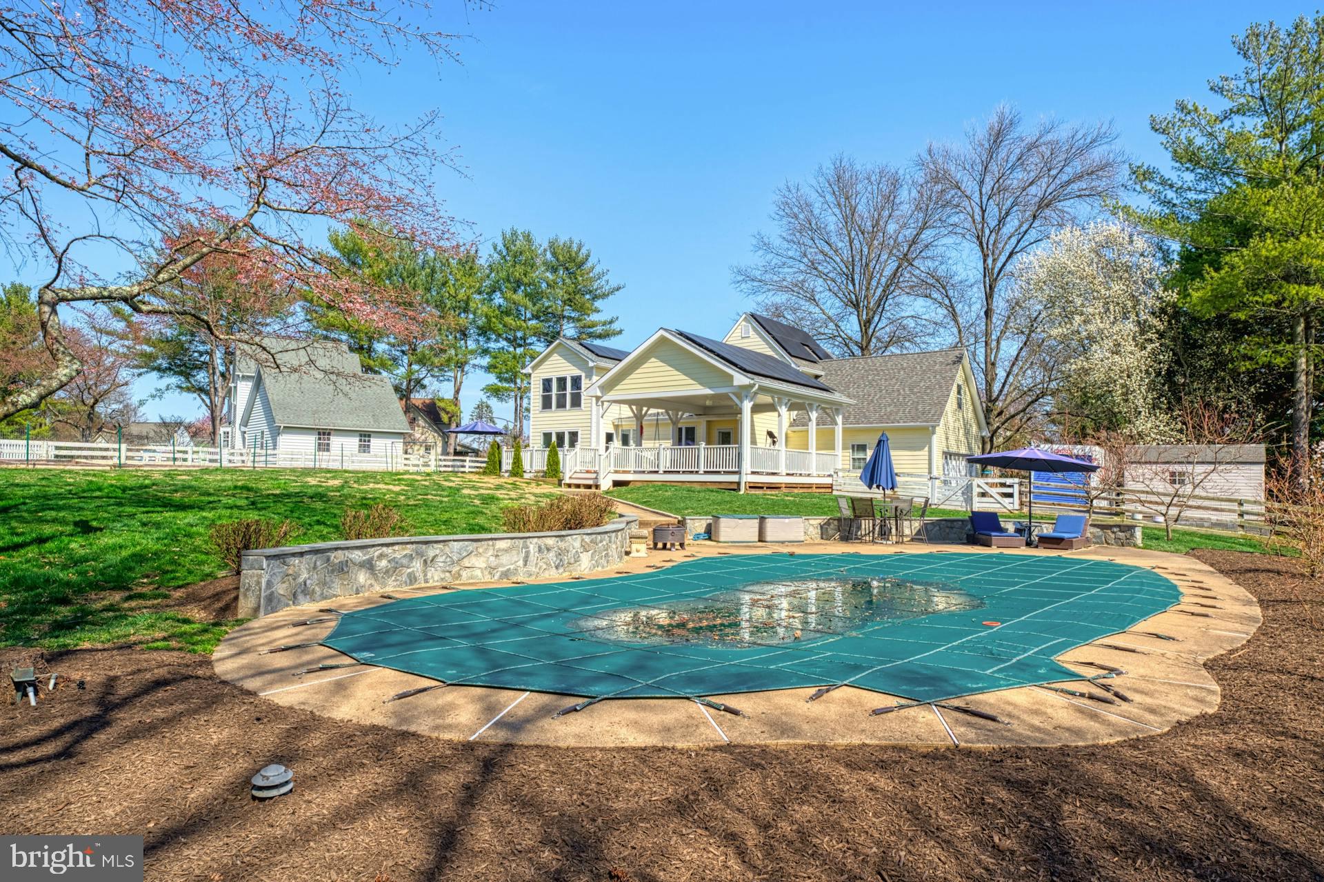 11055 Bishopsgate Court Reston, VA 20194 - Photo 25 of 31 POOL OPENS IN MAY