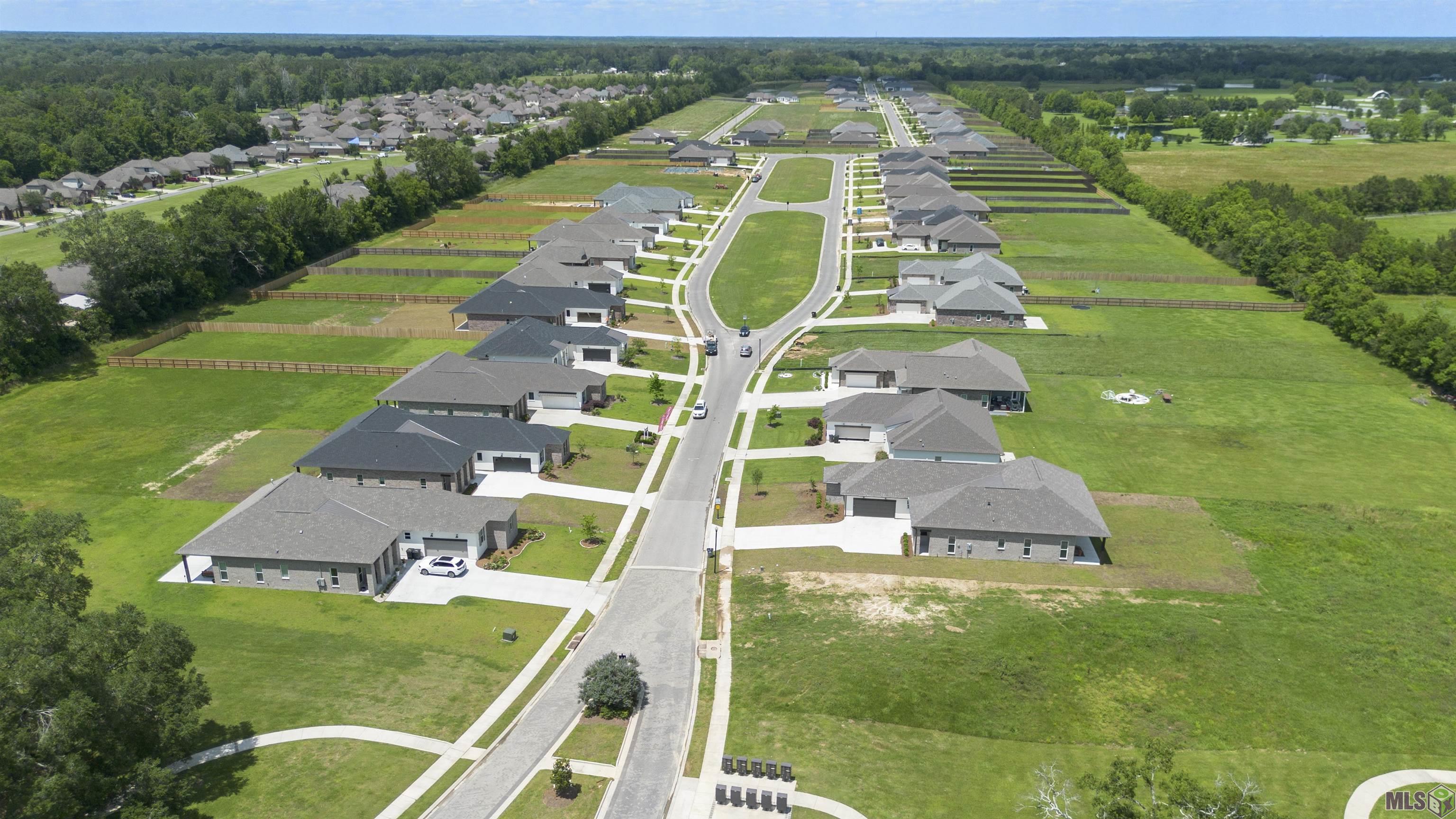 9915 Oak Colony Boulevard Baton Rouge, LA 70817 - Photo 6 of 6