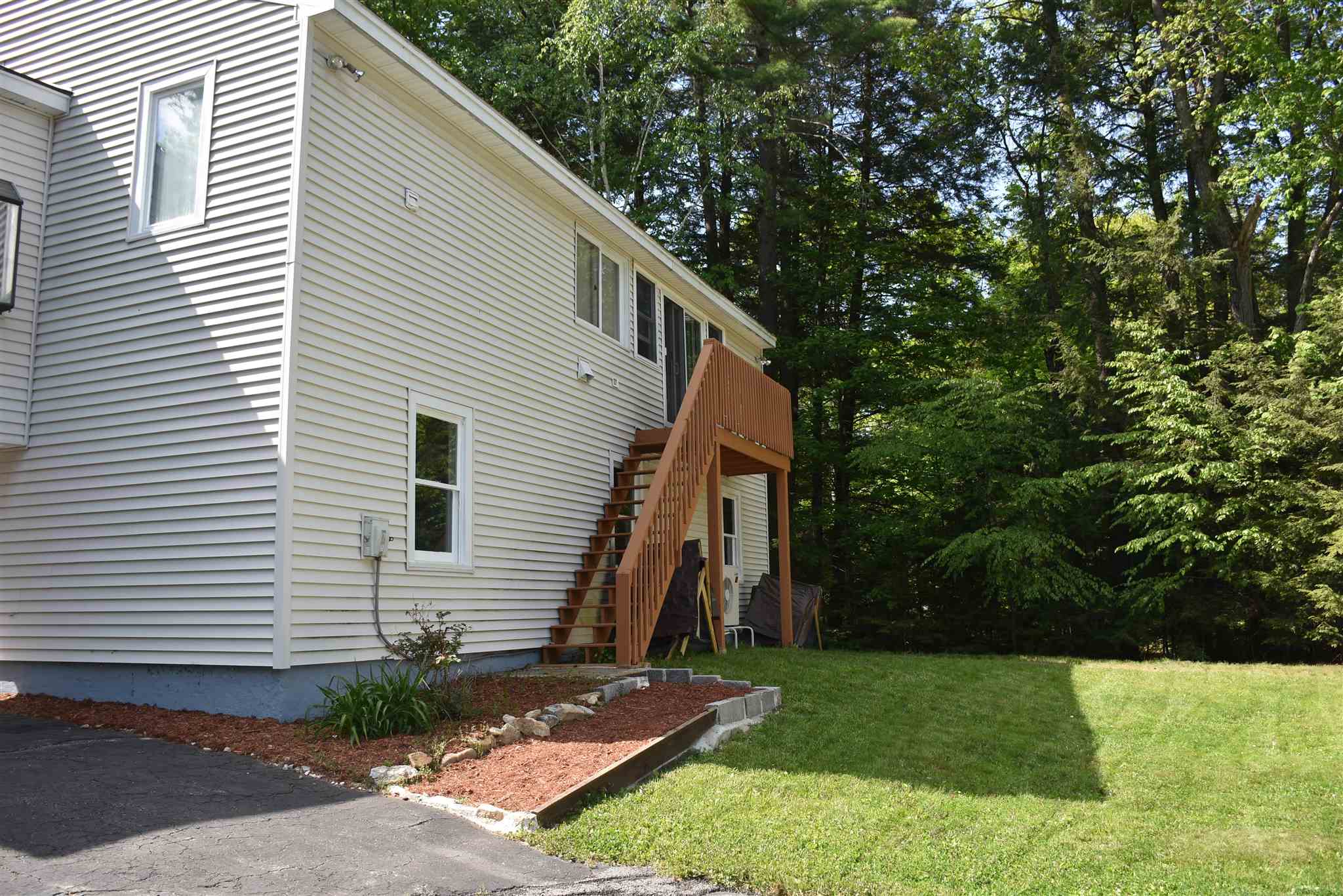105 Woodhill Road Bow, NH 03304 - Photo 4 of 40