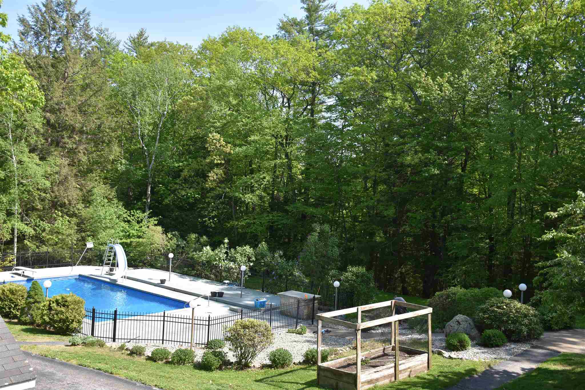 105 Woodhill Road Bow, NH 03304 - Photo 32 of 40