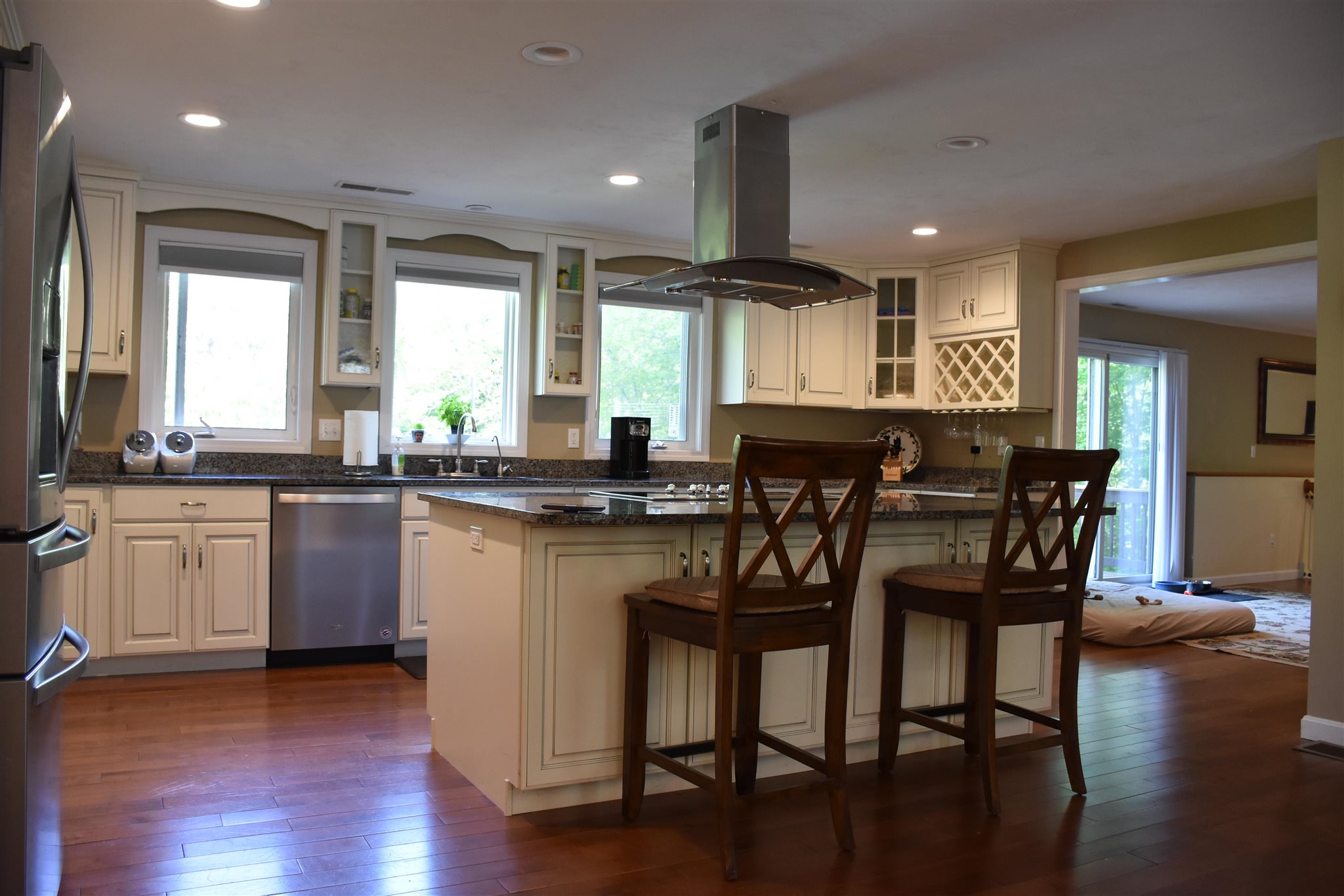 105 Woodhill Road Bow, NH 03304 - Photo 7 of 40