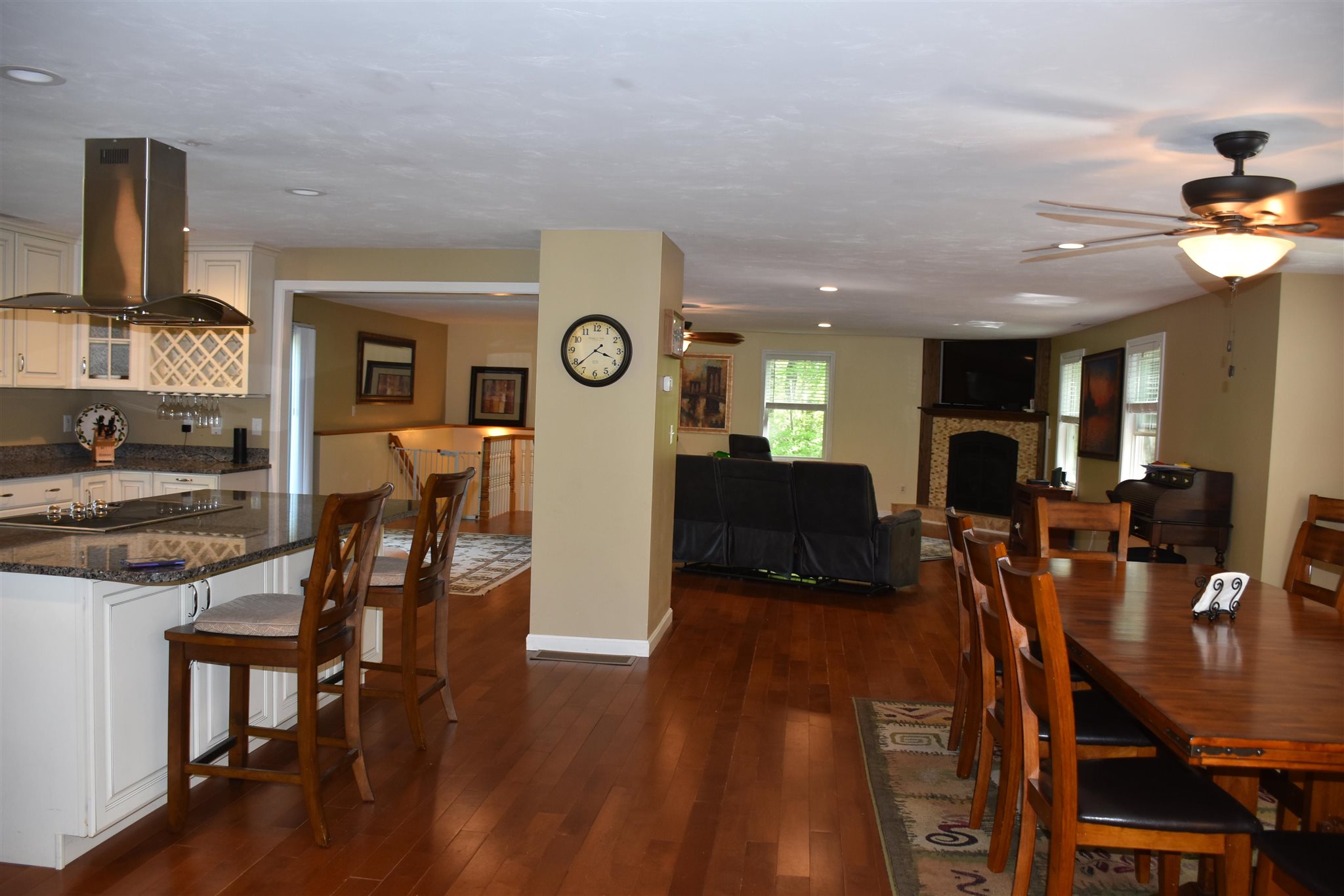 105 Woodhill Road Bow, NH 03304 - Photo 8 of 40