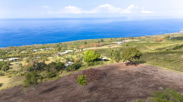 $1,450,000 | 87-1081 Haleili Road, Captain Cook, HI 96704
