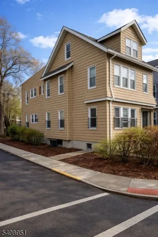 $635,000 | 48 Oak Avenue, Irvington, NJ 07111