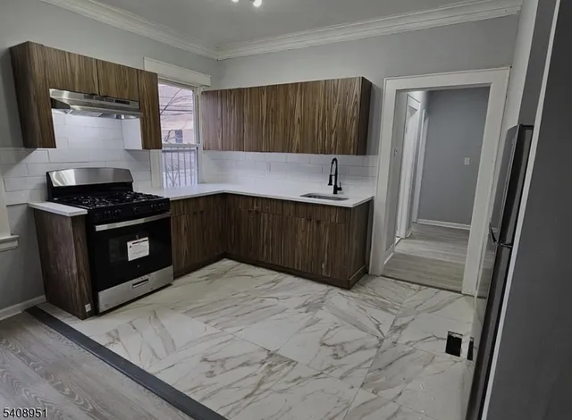 $635,000 | 48 Oak Avenue, Irvington, NJ 07111