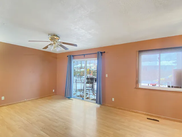 $249,900 | 703 North Glenwood Avenue, Griffith, IN 46319