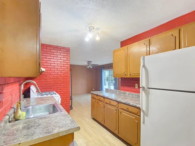 $249,900 | 703 North Glenwood Avenue, Griffith, IN 46319