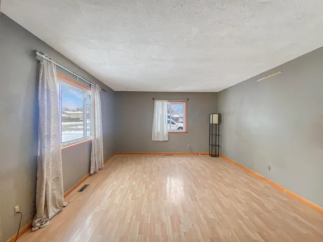 $249,900 | 703 North Glenwood Avenue, Griffith, IN 46319