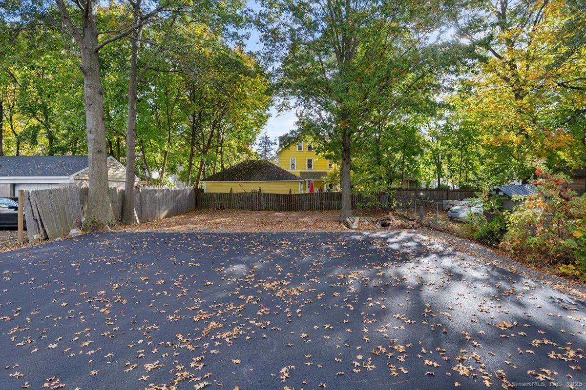 36 Maple Street, Unit 3 New Haven, CT 06511 - Photo 19 of 20 a view of backyard with green space