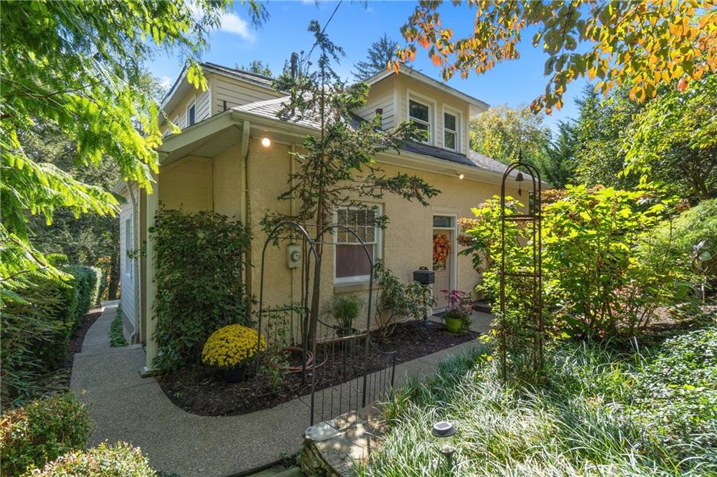 664 Hamilton Road Pittsburgh, PA 15205 - Photo 38 of 43 a view of a house with a yard