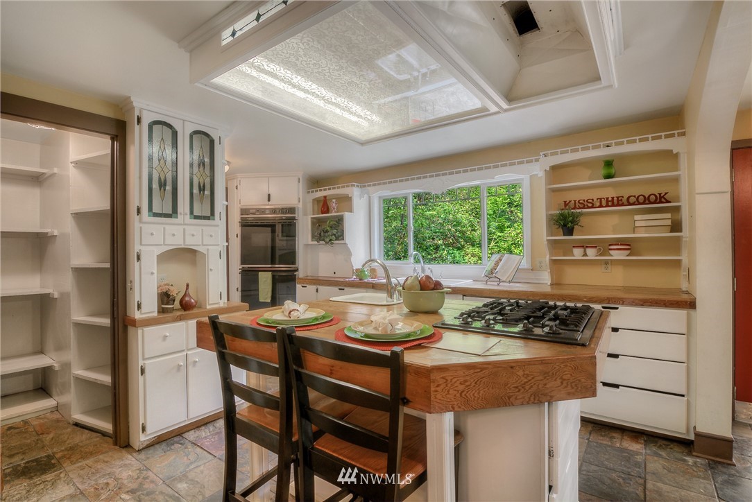6535 Littlerock Road Southwest Tumwater, WA 98512 - Photo 8 of 25 Gallery Image 8