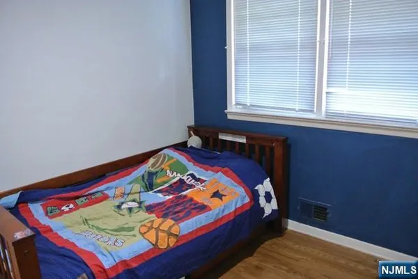 $4,350 | 25 Glenview Terrace, Cresskill, NJ 07626