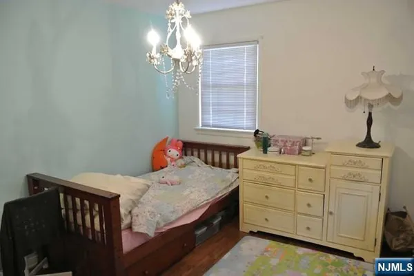 $4,350 | 25 Glenview Terrace, Cresskill, NJ 07626