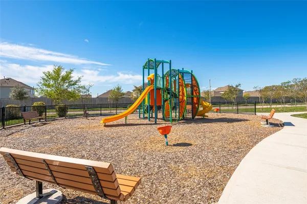 $229,000 | 269 Bennett Street, Angleton, TX 77515