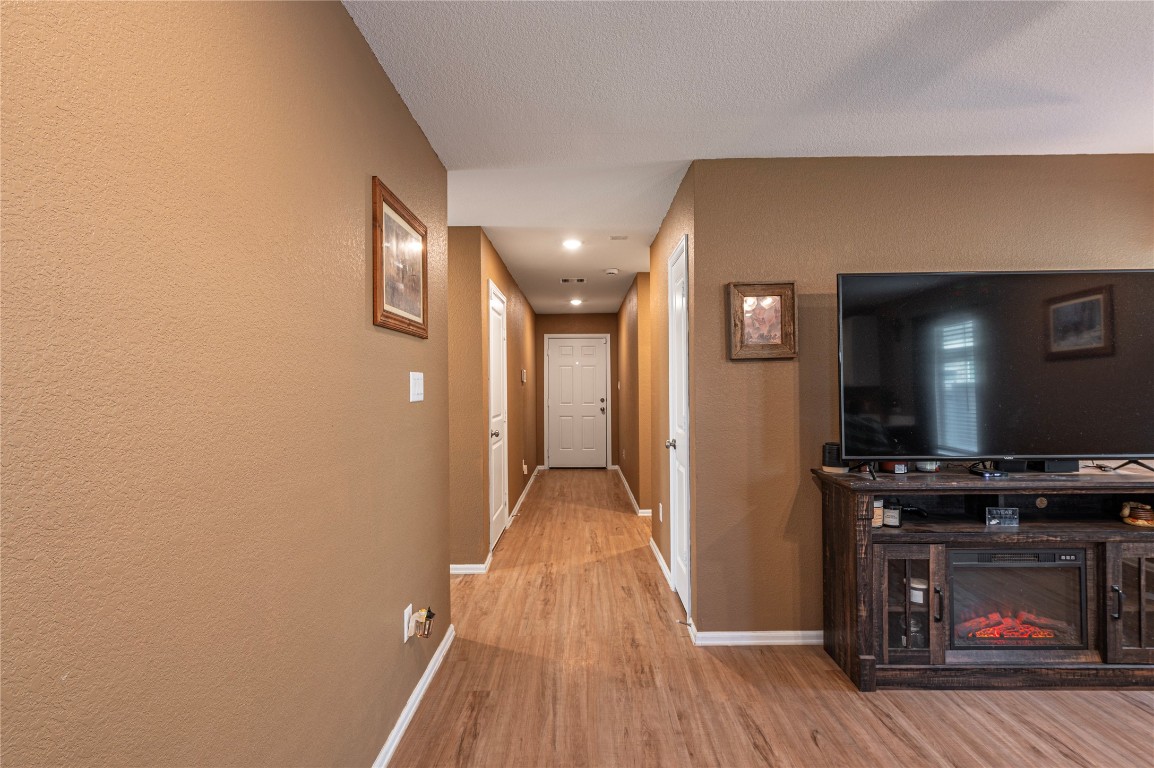 269 Bennett Street Angleton, TX 77515 - Photo 7 of 27