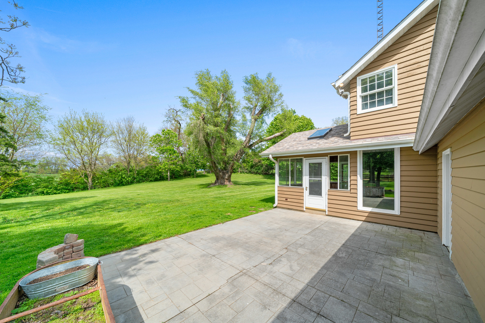 1977 South County Line Road Sandwich, IL 60548 - Photo 4 of 49