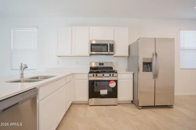 $2,095 | 12517 West Luxton Lane, Avondale, AZ 85323