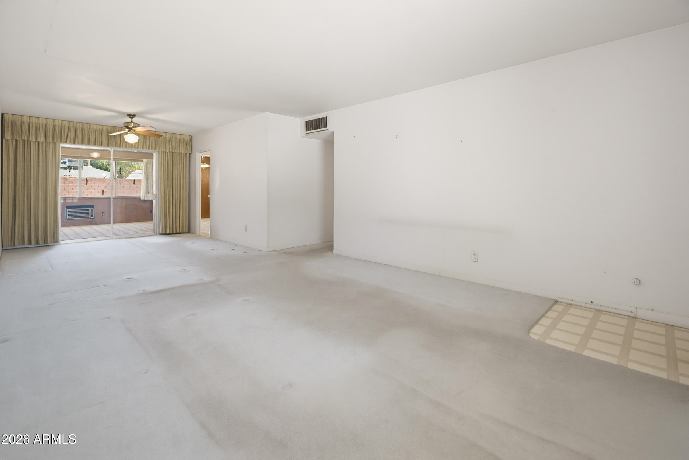 1720 West Rovey Avenue Phoenix, AZ 85015 - Photo 8 of 51 1720 W Rovey Ave-10