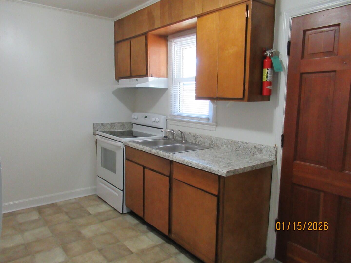 326 West Hampton Avenue, Unit 10 Sumter, SC 29150 - Photo 4 of 14
