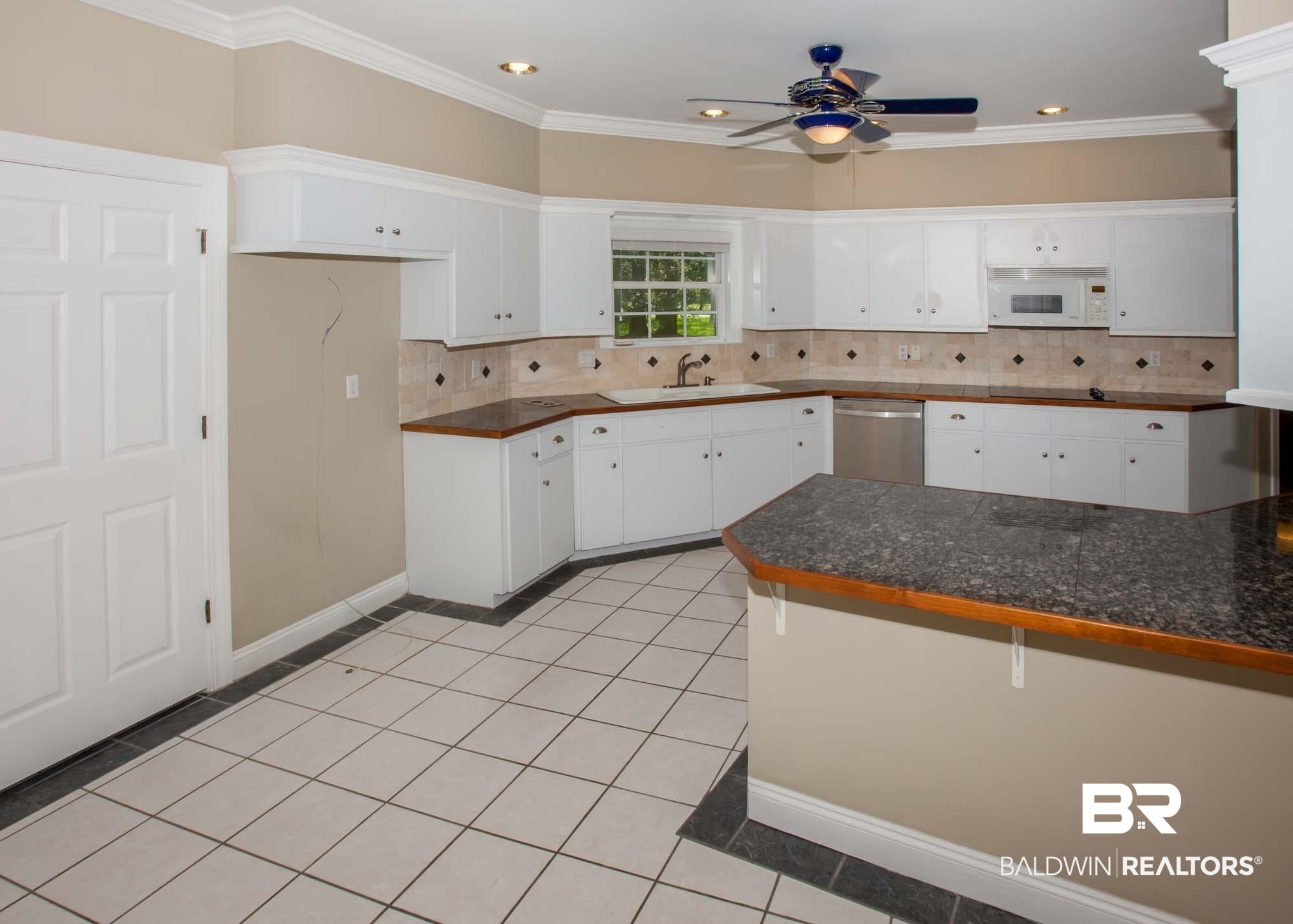 8311 Pinewood Drive Foley, AL 36535 - Photo 16 of 41