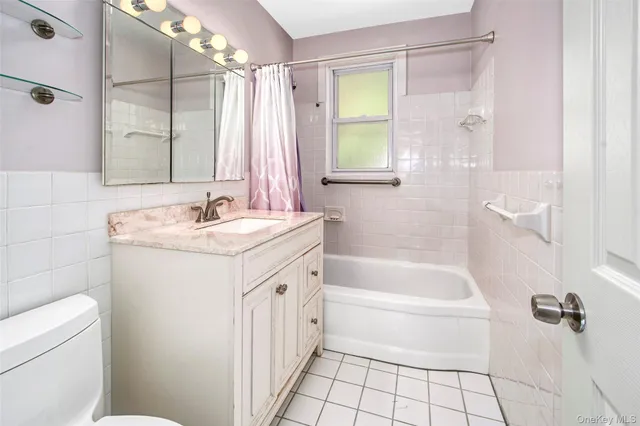 $429,000 | 27 Avon Circle, Unit C, Rye Brook, NY 10573