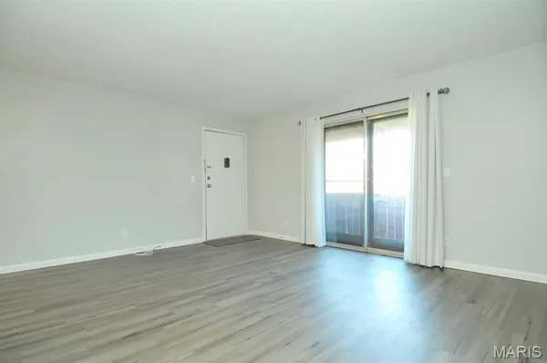 $95,900 | 1190 Calley Drive, Unit C, St. Louis, MO 63125