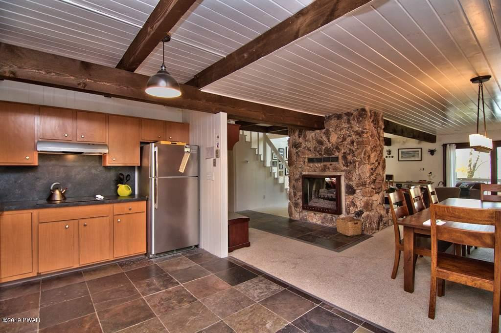 2025 Roamingwood Road Lake Ariel, PA 18436 - Photo 32 of 86