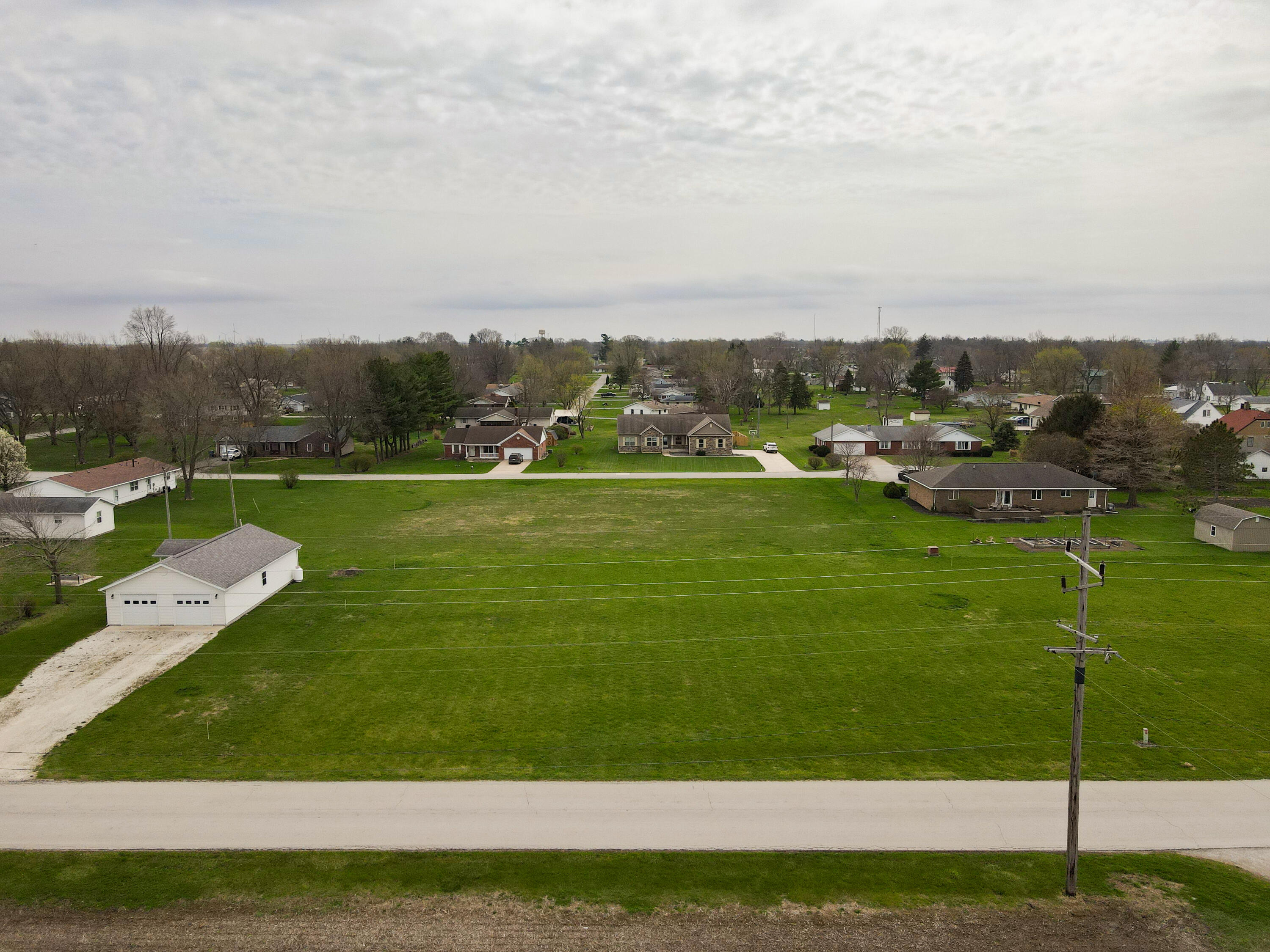 5 East Brook Street Goodland, IN 47948 - Photo 3 of 7 a view of a big yard