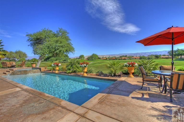 124 Loch Lomond Road Rancho Mirage, CA 92270 - Photo 2 of 25 an outdoor space with patio